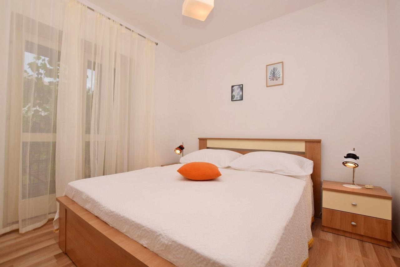 Apartments Andrija Pirovac Exterior foto